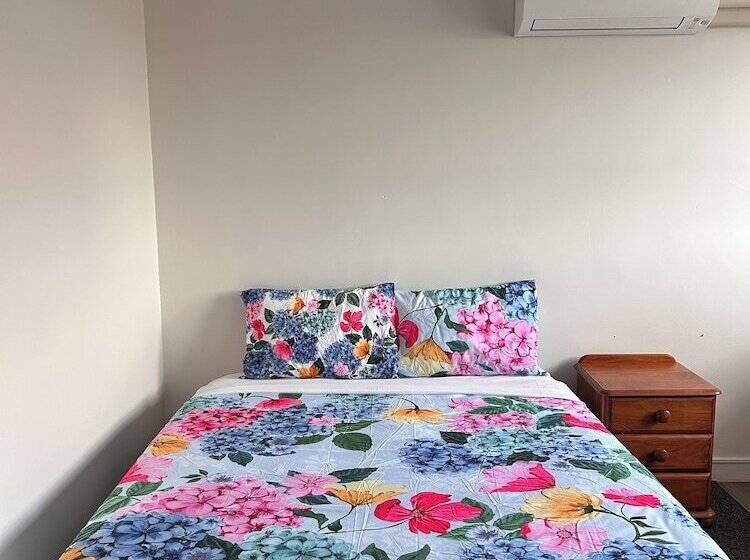 מוטל Terapa Motor Inn