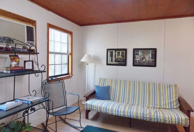 فندق Adventures Unlimited Resort