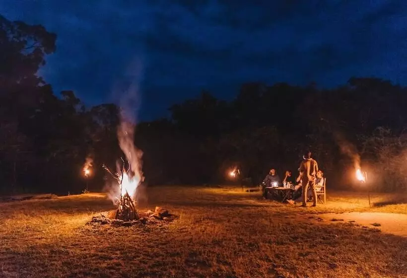 호텔 Big Game Yala By Eco Team