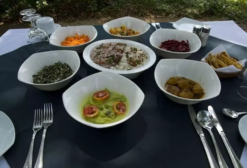 호텔 Big Game Yala By Eco Team