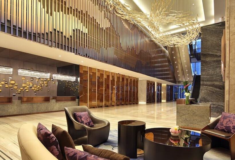 בית מלון כפרי Crowne Plaza Yibin, An Ihg