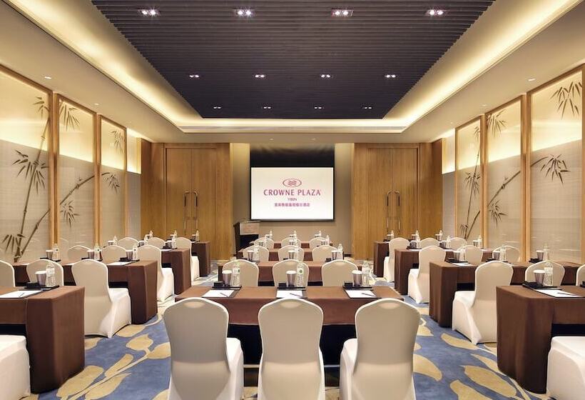 בית מלון כפרי Crowne Plaza Yibin, An Ihg
