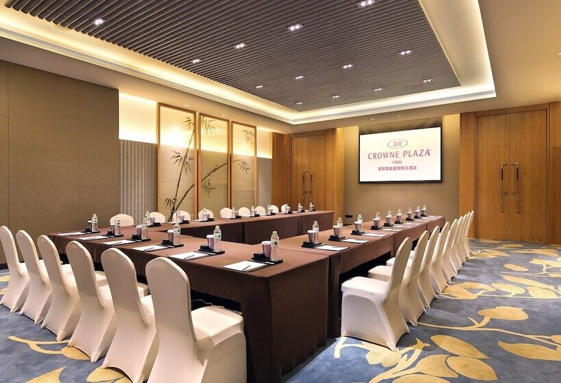 בית מלון כפרי Crowne Plaza Yibin, An Ihg