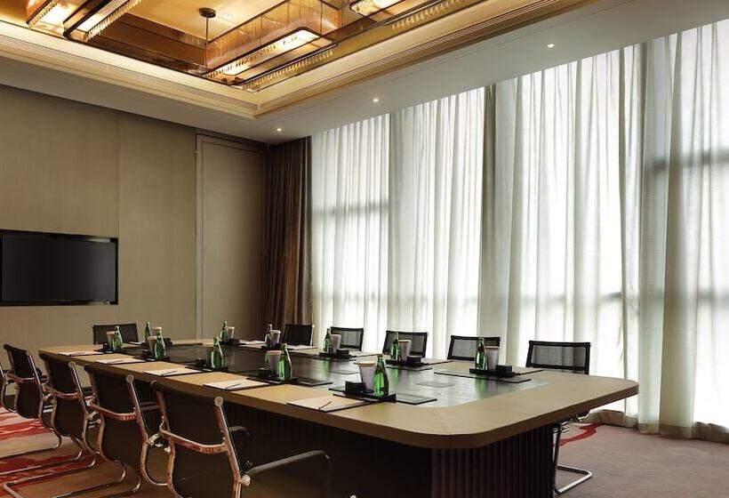 בית מלון כפרי Crowne Plaza Yibin, An Ihg