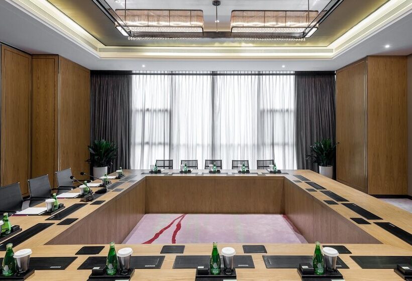 בית מלון כפרי Crowne Plaza Yibin, An Ihg