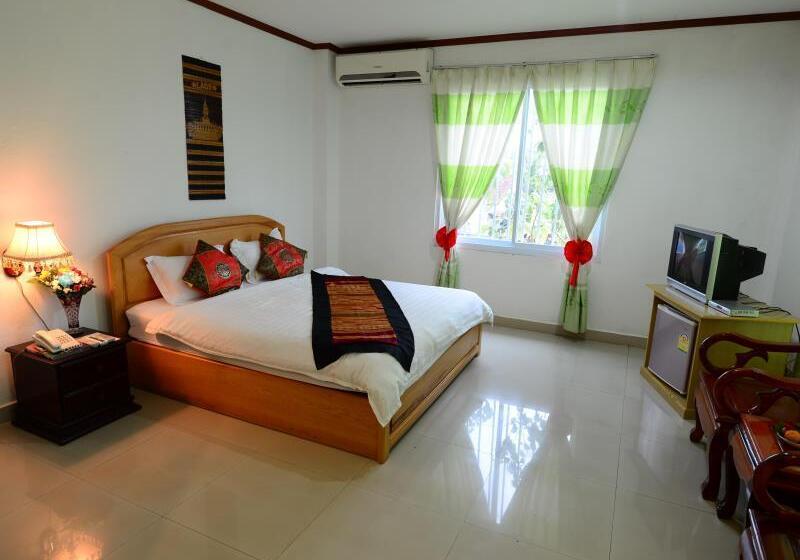 בית מלון כפרי Douangpraseuth