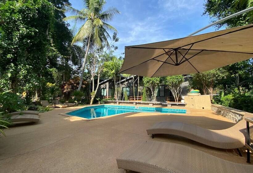 בית מלון כפרי Family House @ Pai