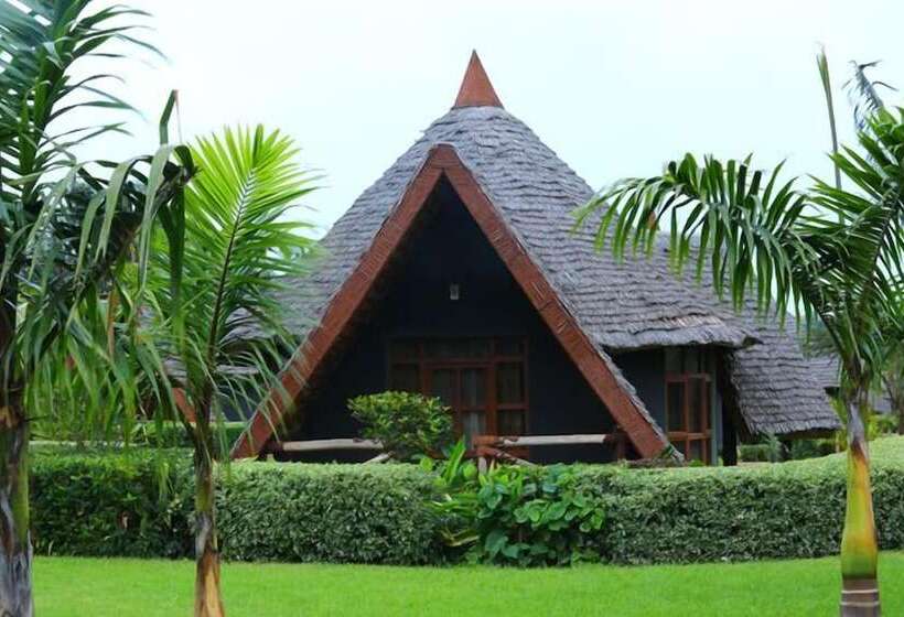 Отель Farm Of Dreams Lodge