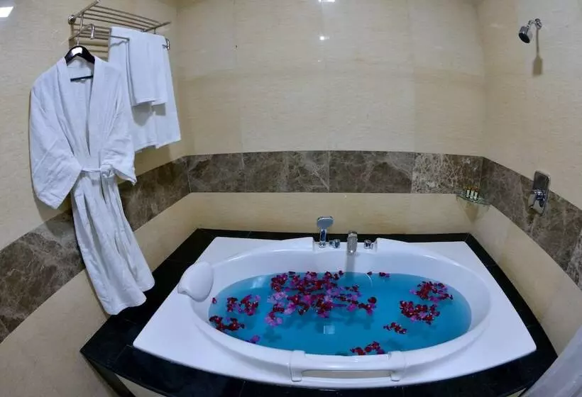 Hotel Golden Butterfly