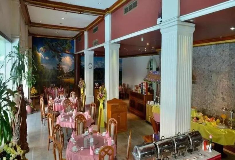 Hotel Golden Butterfly