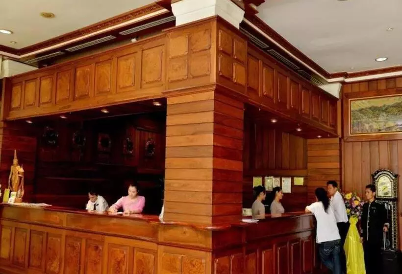 Hotel Golden Butterfly