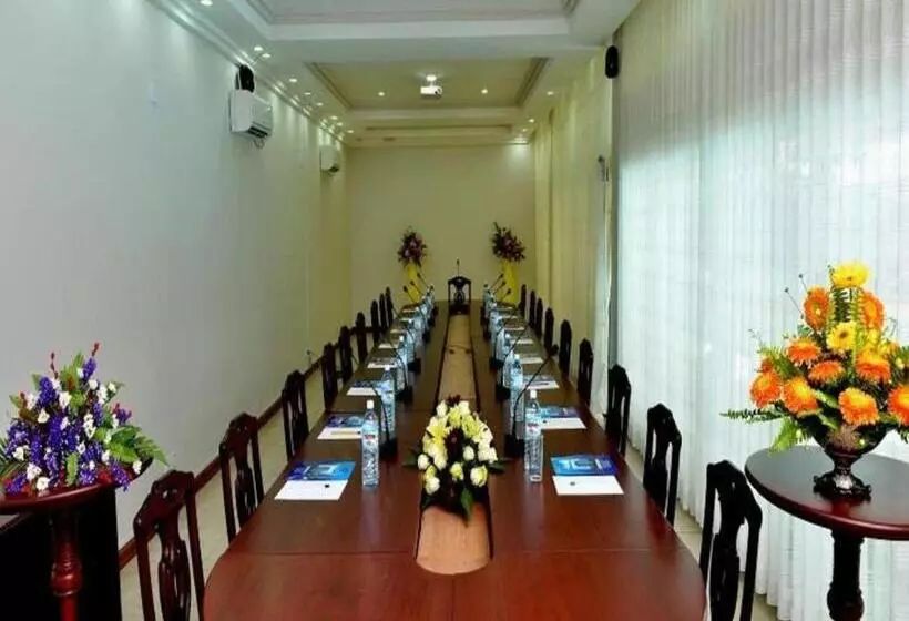 Hotel Golden Butterfly