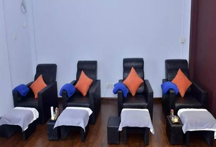 Hotel Golden Butterfly