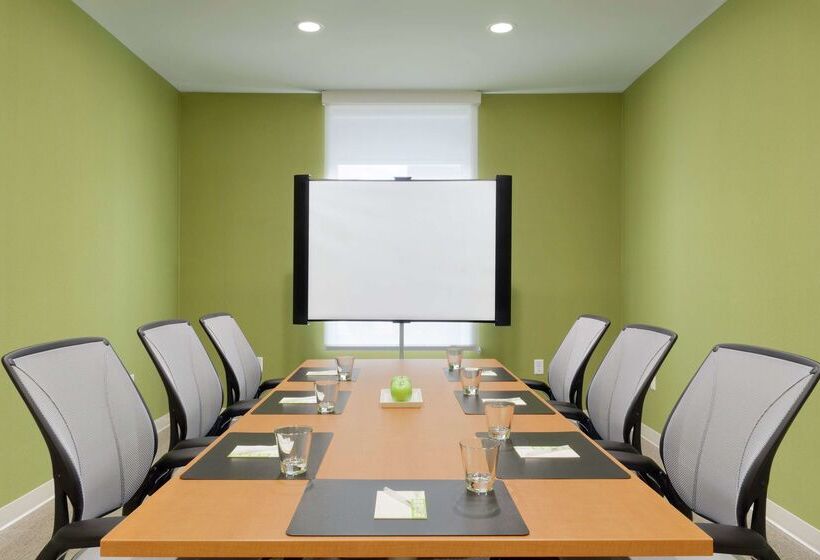 فندق Home2 Suites By Hilton Canton