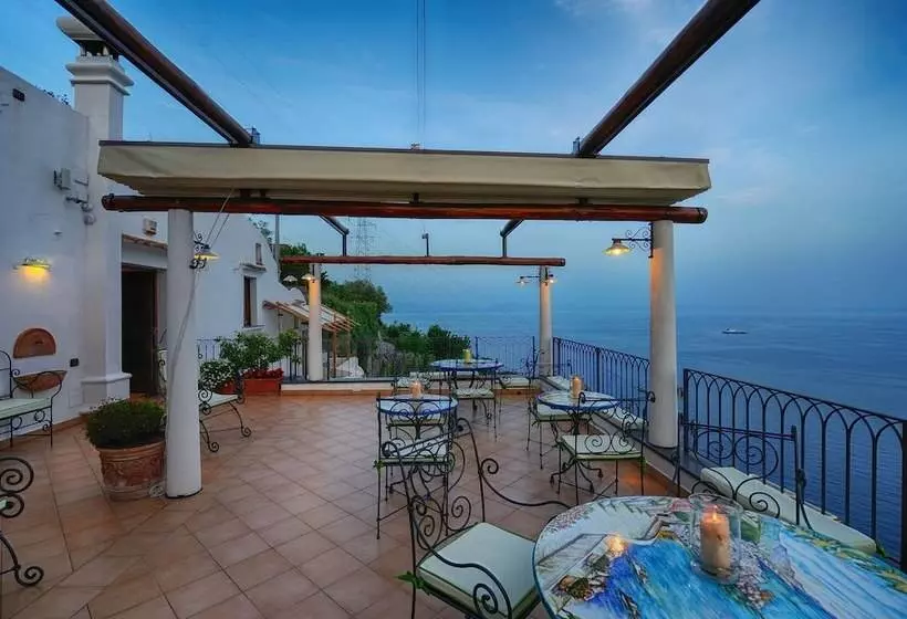 Отель La Casa Del Melograno