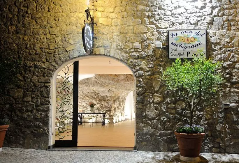 Отель La Casa Del Melograno