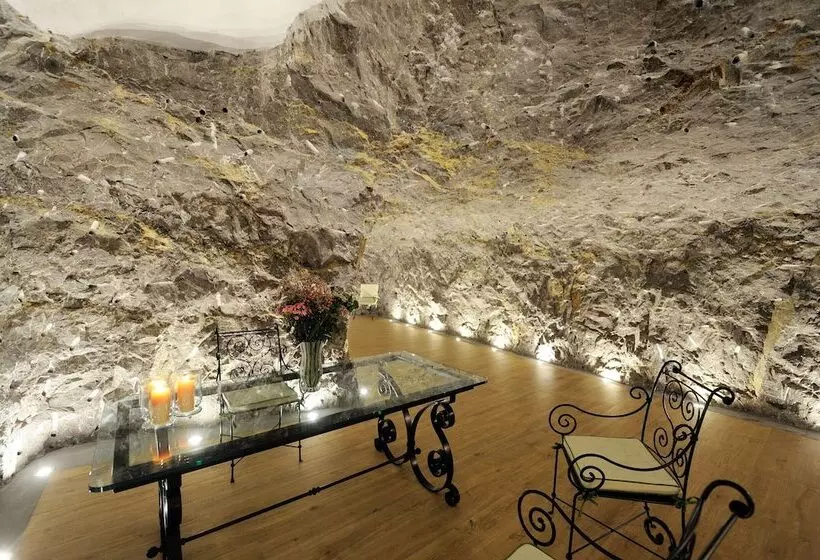 Отель La Casa Del Melograno