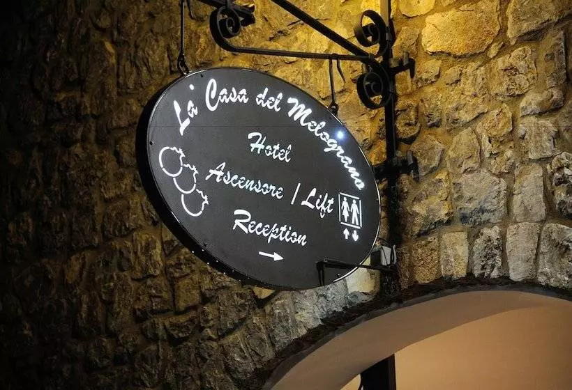 Отель La Casa Del Melograno
