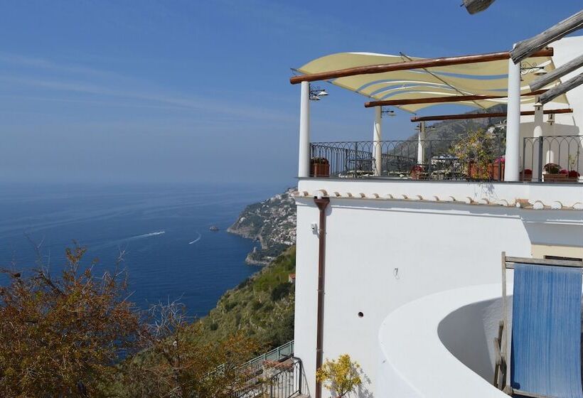 فندق La Casa Del Melograno