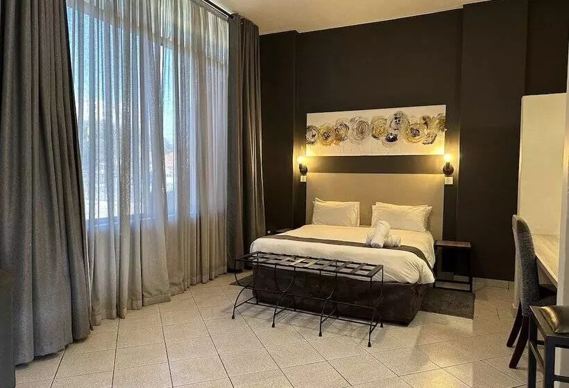 N1 Hotel Samora Machel Harare