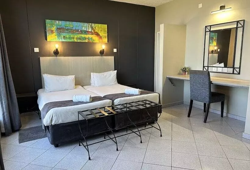 N1 Hotel Samora Machel Harare