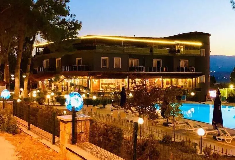 هتل Pamukkale White Heaven Suite