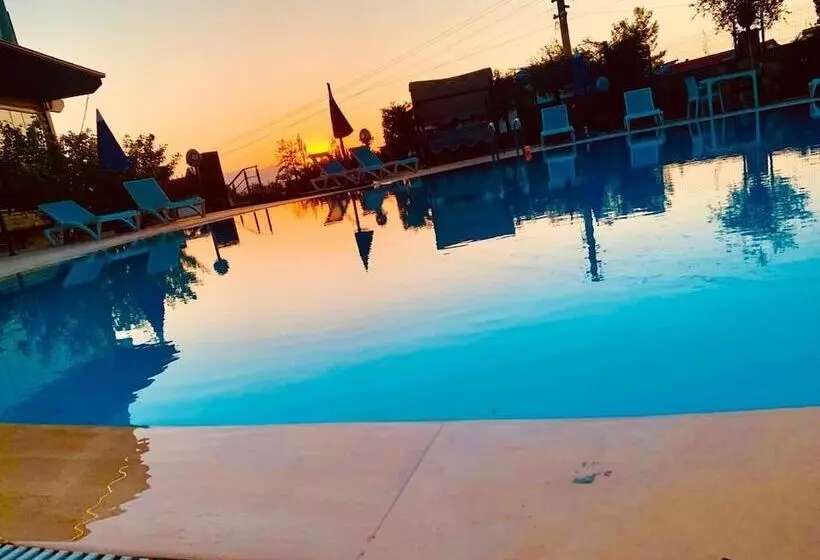 هتل Pamukkale White Heaven Suite