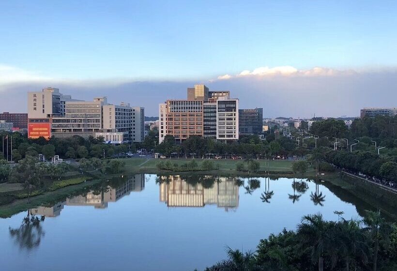 Hotel Ramada Foshan Nanhai
