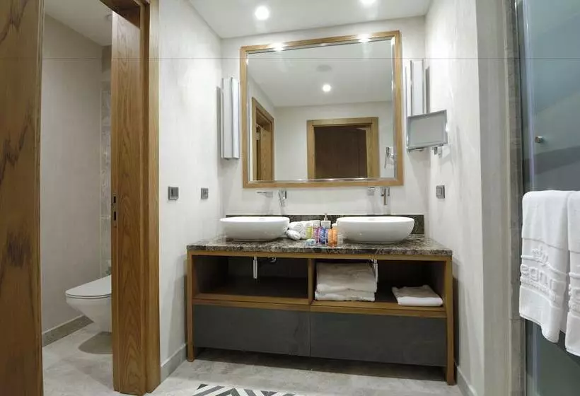 בית מלון כפרי Regnum Escana Boutique