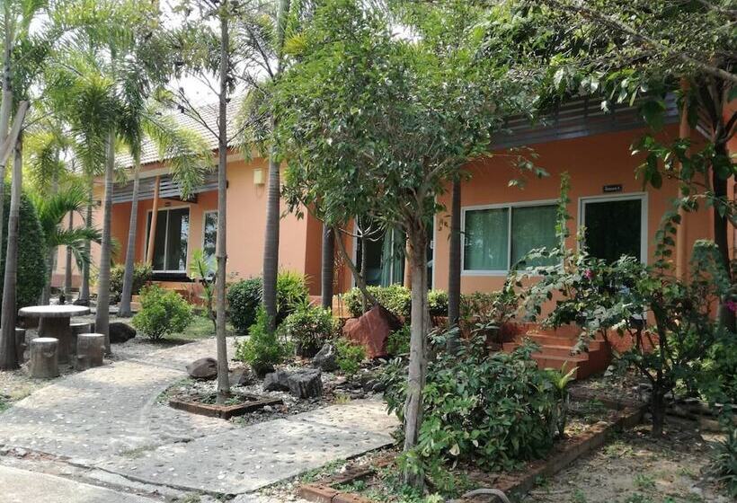 בית מלון כפרי Rimpu Hill Resort