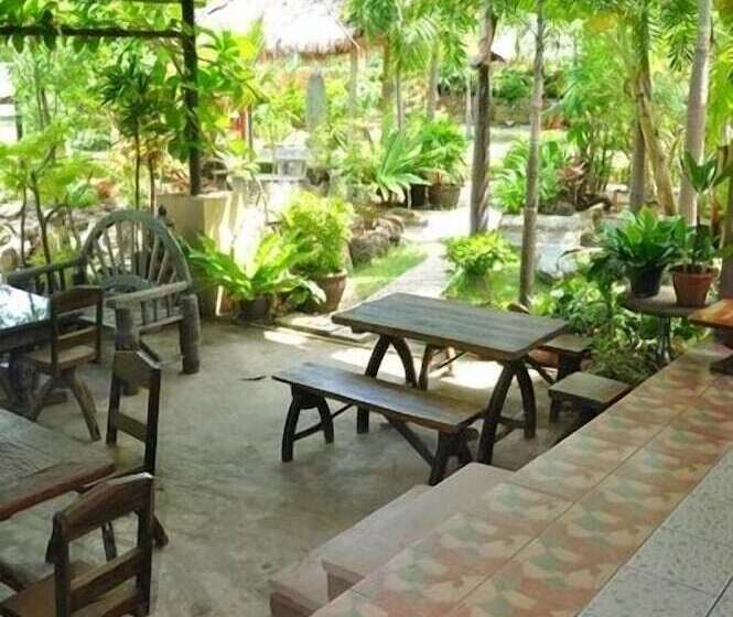 בית מלון כפרי Rimpu Hill Resort