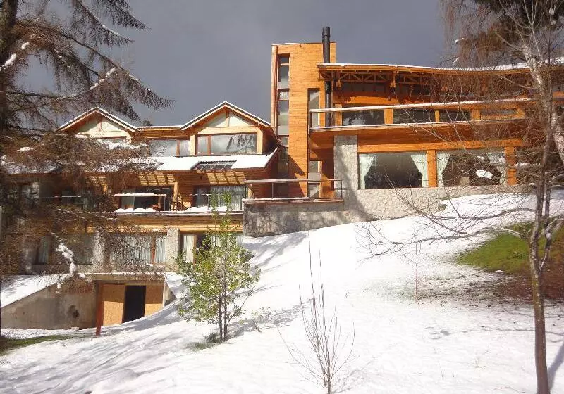 בית מלון כפרי Cabañas Ruca Kuyen Golf & Resort