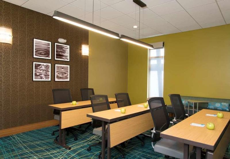 Отель Springhill Suites Houston Sugar Land