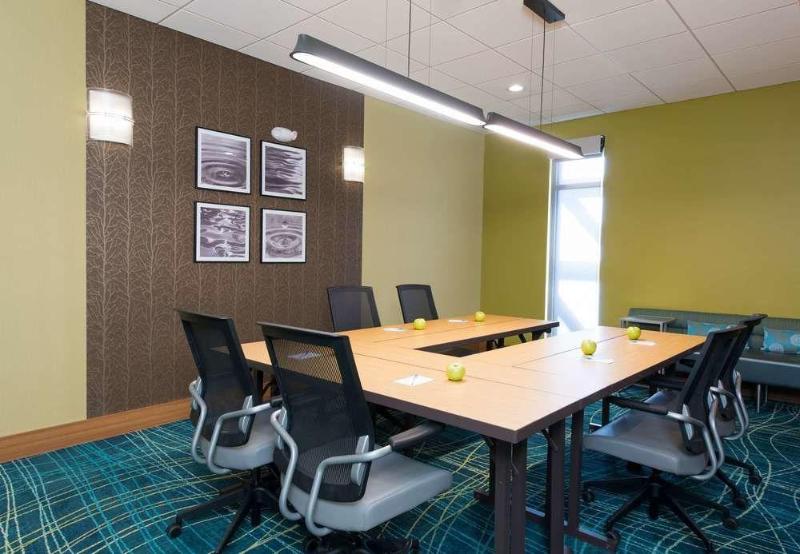 Отель Springhill Suites Houston Sugar Land