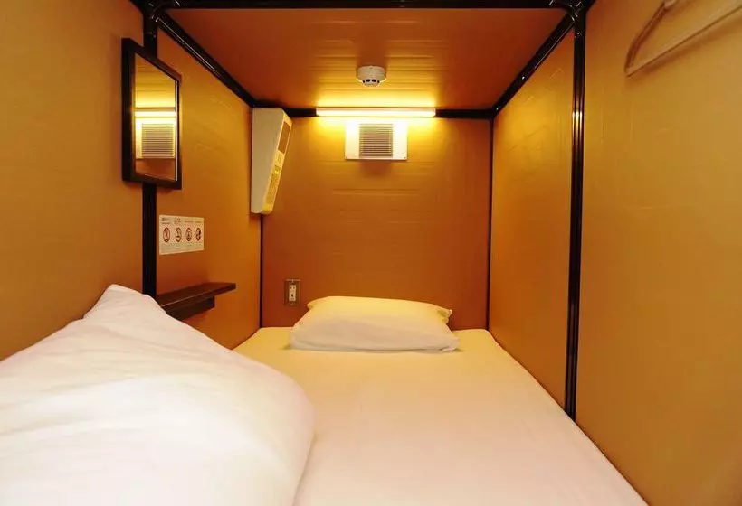 캡슐 호텔 Tokyo Ginza Bay