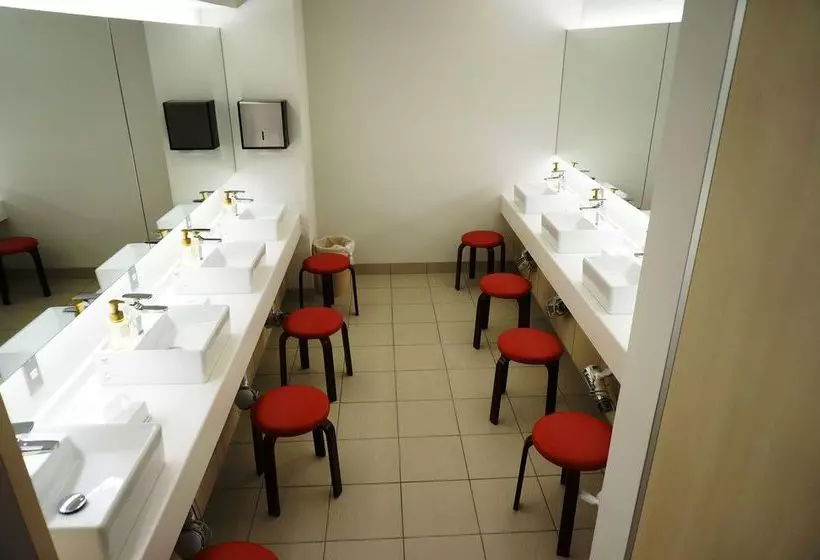 カプセルホテル Tokyo Ginza Bay