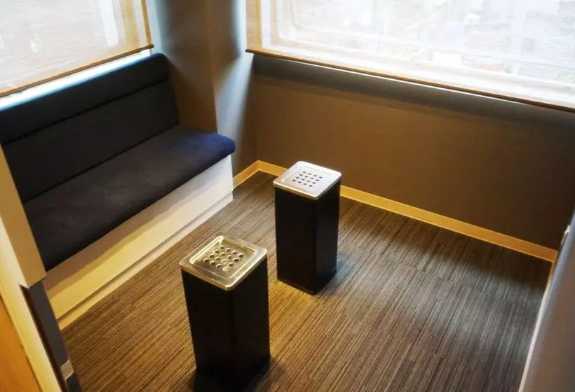 캡슐 호텔 Tokyo Ginza Bay