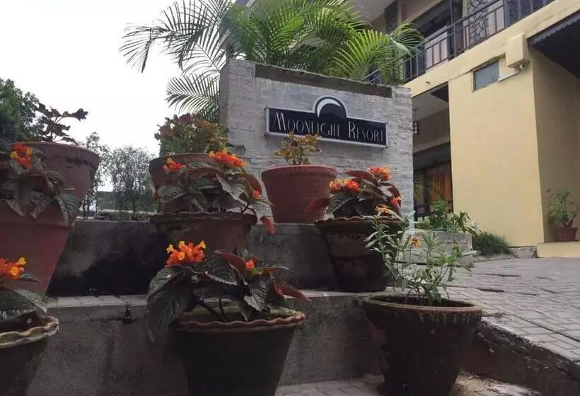 Moonlight Resort And Spa