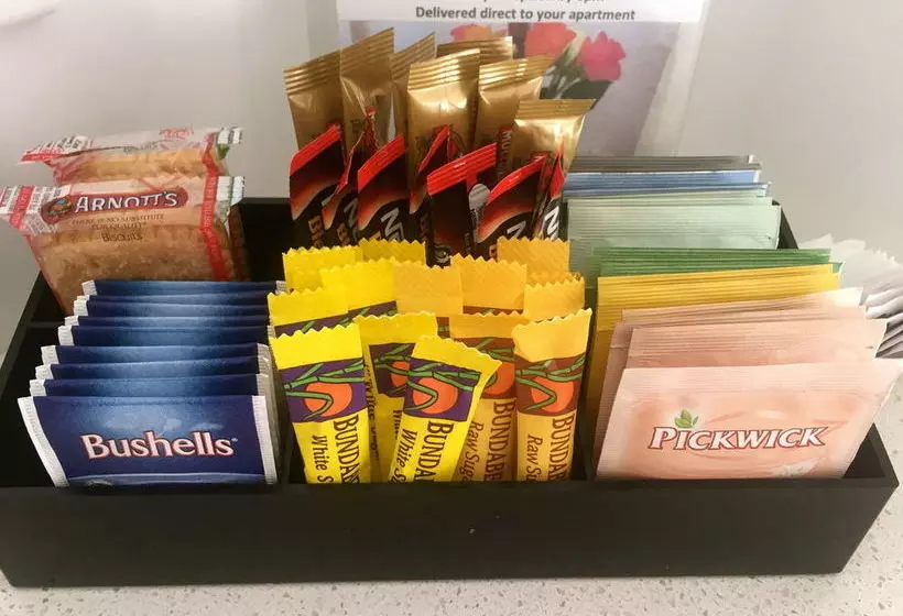 21 On Hursley Motel Apartments