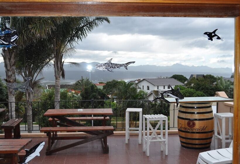 فندق صغير Amakaya Backpackers Travelers Accommodation