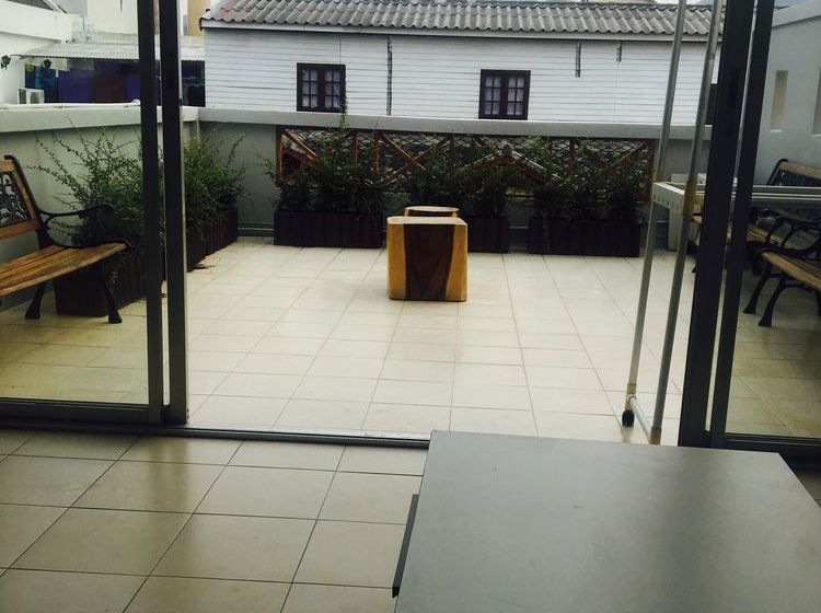 הוסטל Dd Guesthouse & Backpacker