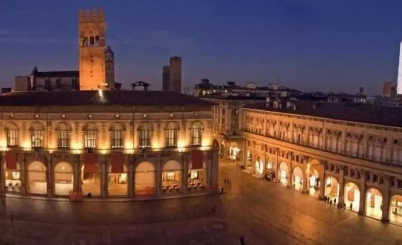 تختخواب و صبحانه Bologna Center Town