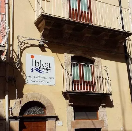 تختخواب و صبحانه Iblea Paradise