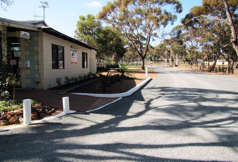 ホテル Acclaim Gateway Tourist Park