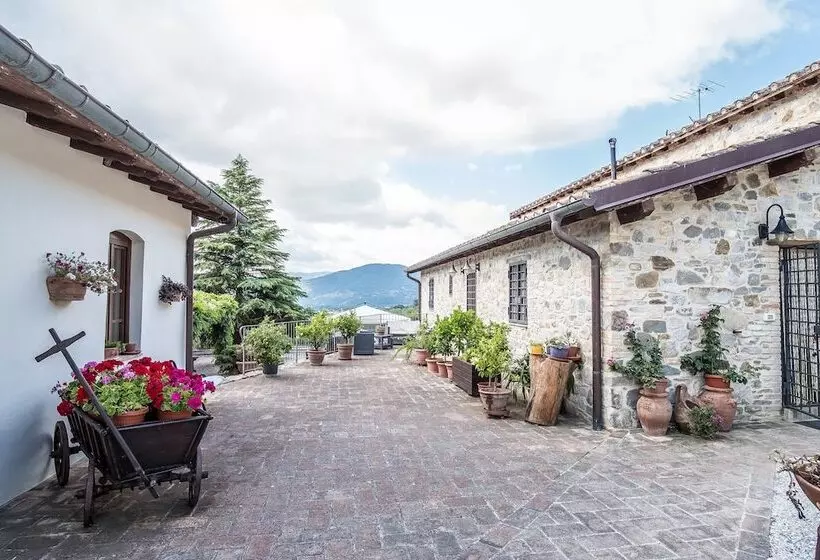 酒店 Agriturismo Goccia Di Luna