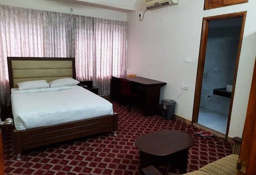 هتل Garden Residents Uttara Lake View