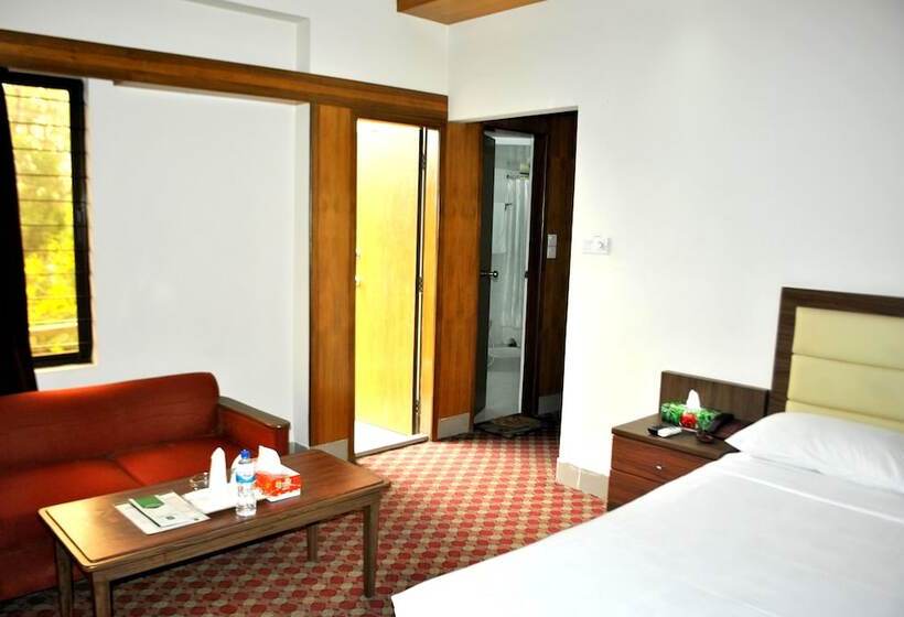 هتل Garden Residents Uttara Lake View