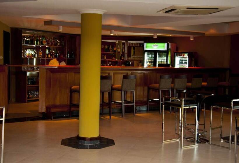 فندق Gorillas Golf