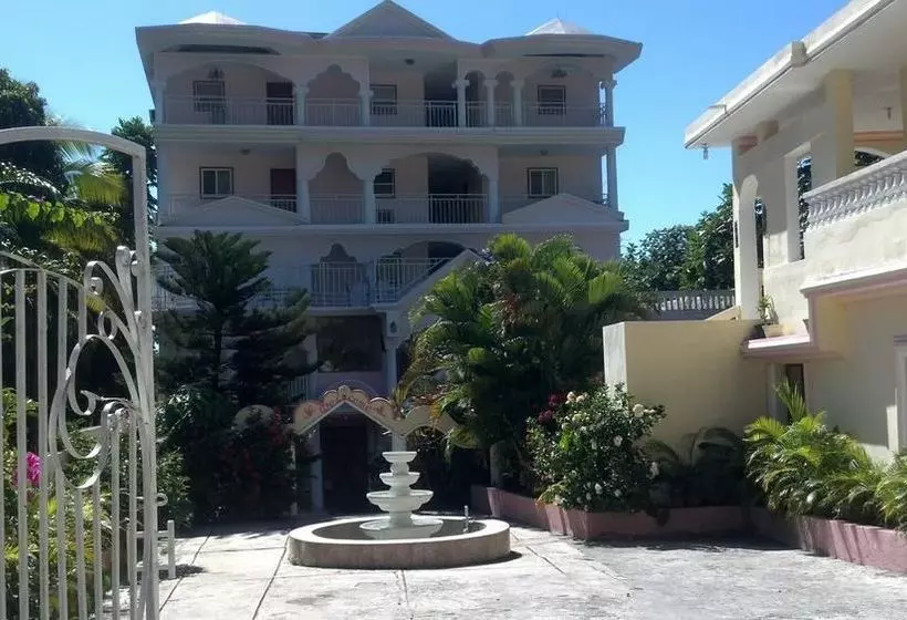 هتل Jaclef Plaza