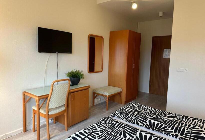 בית מלון כפרי North Star Staðarflöt